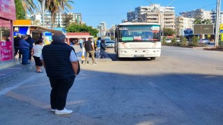 Adanada toplu taşıma zammı tepki çekiyor