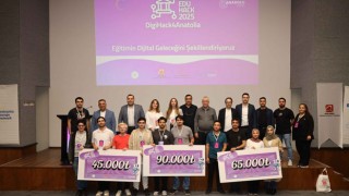 Adana’da Yapay Zeka Odaklı Eğitim Projeleri Yarıştı