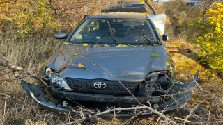 Adıyamanda iki otomobil kafa kafaya çarpıştı: 2 yaralı