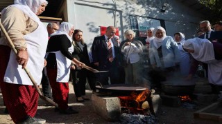 Ağında yöresel leblebi yapımı etkinliği