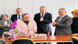 AK Parti öğretmenleri unutmadı