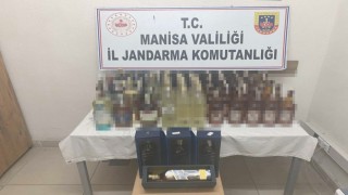 Akhisarda jandarmadan kaçak alkol ve tütün operasyonu