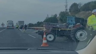 Akhisarda zincirleme kaza: 1 ölü, 8 yaralı