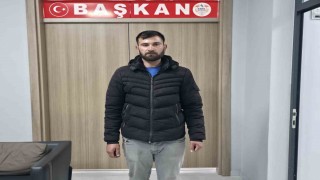 Aksarayda 10 günde 5 yakınını kaybeden vatandaşa Eskil Belediyesi el uzattı