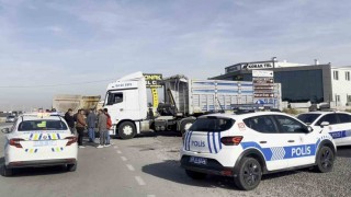 Aksarayda iki tır çarpıştı: 1 yaralı