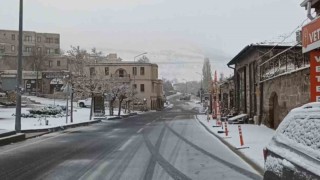 Aksarayın Güzelyurt ilçesinde kar yağışı