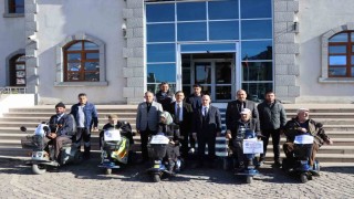 Akülü araçlarına kavuştu