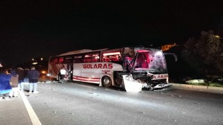 Alanyada otobüs ile tır çarpıştı: 5 yaralı