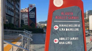 Alanyada sokakta kadına saldırıda bulunan şahıs adliyeye sevk edildi
