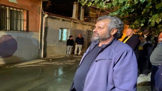 Alaşehirde ev yangını büyümeden söndürüldü