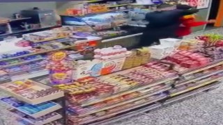 Alkollü müşteri, akaryakıt istasyonu çalışanını böyle darbetti