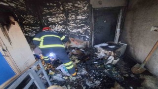 Altıntaş Zafertepeçalköyde ev yangını korkuttu