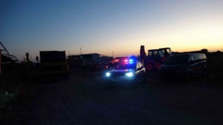 Antalyada kum hırsızlarına gece baskını: 1 tutuklama, 8 araca el konuldu