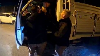 Arnavutköyde trafikte sinir krizi: Canım sıkkın deyip motosiklet sürücüsüne saldırdı