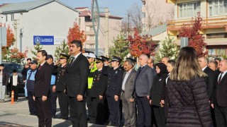 Aşkalede 10 Kasımda Atatürk, saygı ve özlemle anıldı