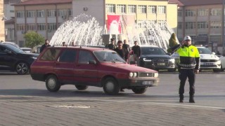 Atatürk, Cumhuriyetin temellerinin atıldığı Sivasta da anıldı