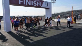 Ataya Saygı Yol Koşusu rekor katılımla gerçekleştirildi