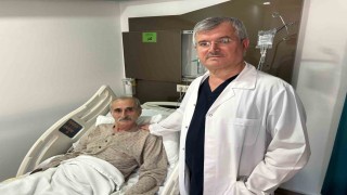 Aynı anda iki kalp krizi geçiren hasta zamanında müdahaleyle kurtarıldı