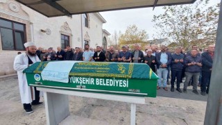 Aynı kazada ölüm ayırdı: Anne dün, oğlu bugün son yolculuğuna uğurlandı