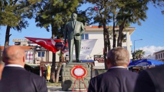Ayvalıkta öğretmenler günü coşkuyla kutlandı