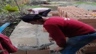 Bahçeköy Mahallesinde dernek alanı yenileniyor