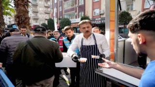 Bahçelievlerde şehitler için mevlit okutuldu, lokma dağıtıldı