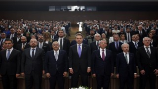 Bakan Bayraktar: Enerjide bağımsız bir Türkiye hedefinde en önemli görev enerji uzmanlarına düşüyor