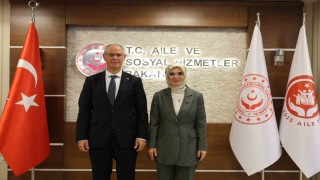 Bakan Göktaş, KKTC Çalışma ve Sosyal Güvenlik Bakanı Hasipoğlu ile bir araya geldi