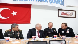 Bakan Gülerden şehit ailelerine ziyaret