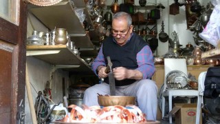 Bakır bileklikler yeniden moda oldu