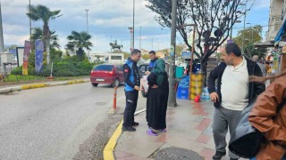 Bandırmada zabıta ekipleri dilenciyi suçüstü yakaladı