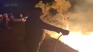 Barakayı kül eden yangın seralara ulaşmadan söndürüldü