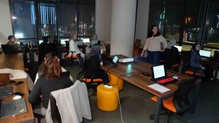 Başiskeledeki Türkiye Yüzyılı Gençlik Merkezi eğitim yuvası oldu