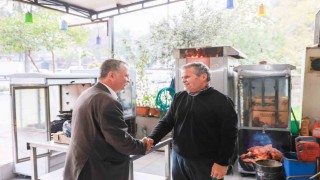 Başkan Balaban, esnafın taleplerini yerinde dinledi