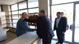 Başkan Balaban esnafın taleplerini yerinde dinliyor