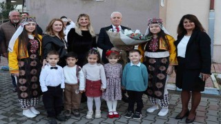 Başkan Bozbey mezun olduğu okuldaki öğretmenlerle buluştu