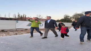 Başkan Çetinkaya, caddelerdeki çalışmaları yakından takip ediyor