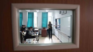 Başkan Çolakbayrakdardan Kocasinandaki tüm öğretmenlere anlamlı hediye