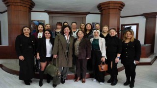 Başkan Gençay kadın girişimcileri ağırladı