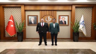 Başkan Hamamcıdan Bağcılar Belediye Başkanı Yasin Yıldıza nezaket ziyareti