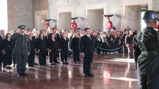 Başkan Mandalinci ve meclis üyelerinden Anıtkabir ziyareti