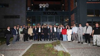 Başkan Şadi Özdemirden üniversitelilere vize morali