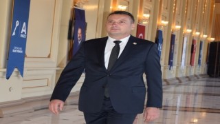 Başkan Saruhan; Başımızın tacı öğretmenlerimizin günü kutlu olsun