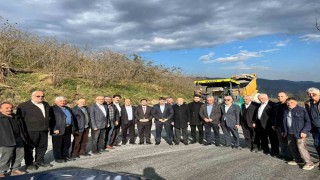 Başkan Türkcan: Sarpdere-Damarlı yolu hak ettiği değere kavuşuyor