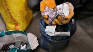 Batmanda oto lastiklerinin içinde yüzlerce uyuşturucu hap ele geçirildi