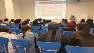 Bayburtta üniversite öğrencilerine kadına yönelik şiddetle mücadele semineri verildi