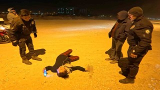 Bekçiler, Eve bırakalım dedi, alkollü kadın Ölümü bulursunuz cevabını verdi