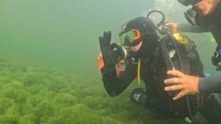 Belediye başkanı dalgıç kıyafeti giydi, dibe indi: Gördüğü manzara şaşırttı