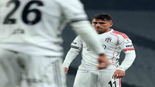 Beşiktaşta Cengiz Ünder penaltıyı kaçırdı