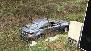 Beşiktaşta takla atan araç şarampole uçtu: Sürücü yaralandı